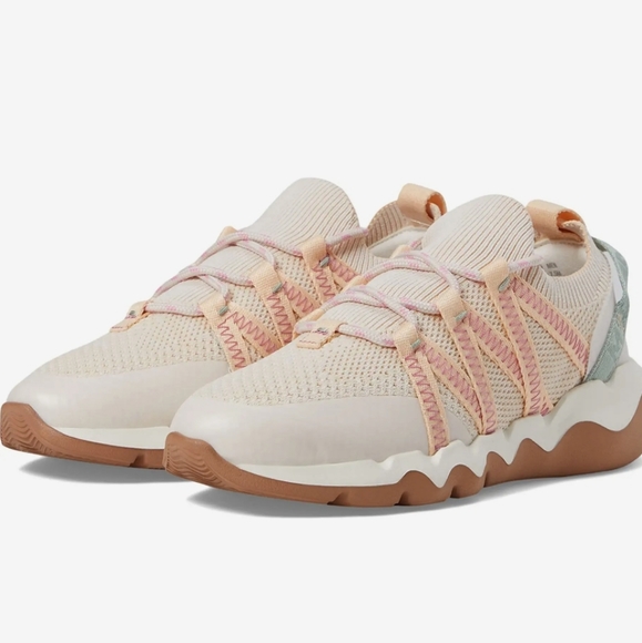Madewell Shoes - Madewell The Field Knit Sneakers in Pale Celadon Multi